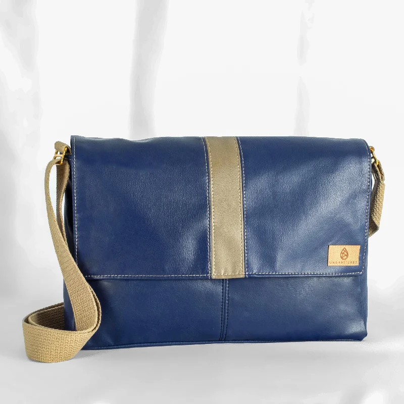 Messenger from Southwest Airlines Leather