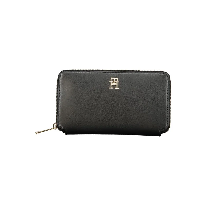 Tommy Hilfiger  Polyethylene Women's Wallet