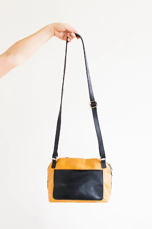 Aster Handbag, Caramel and Black