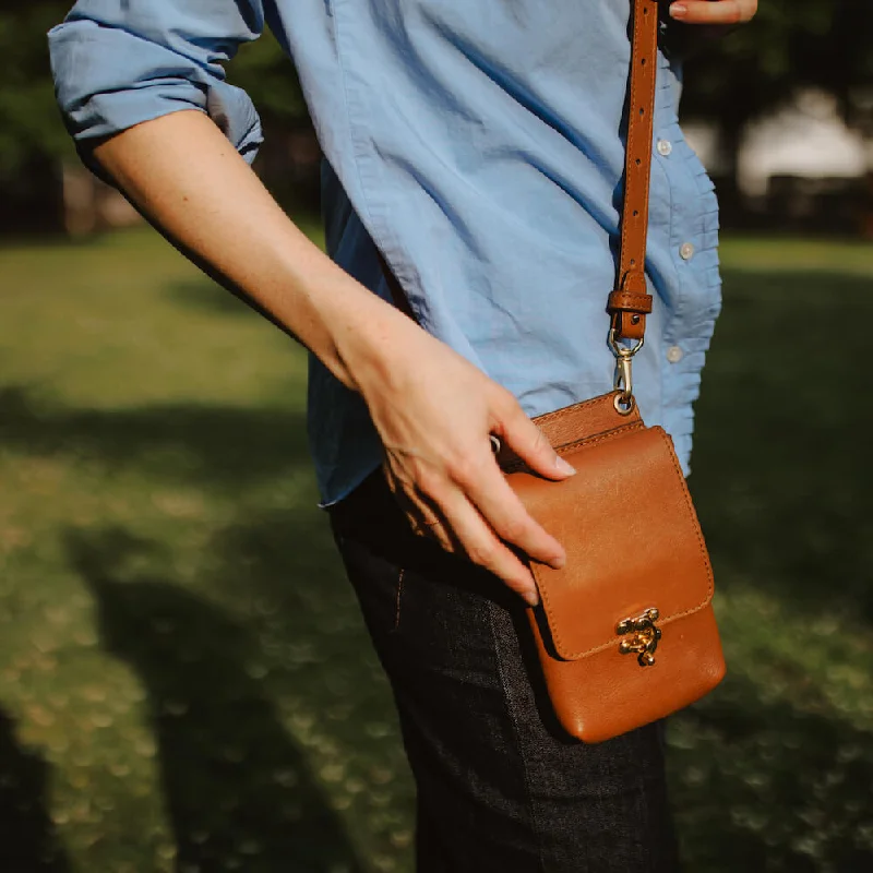 Craft & Forge Leather Phone Pouch