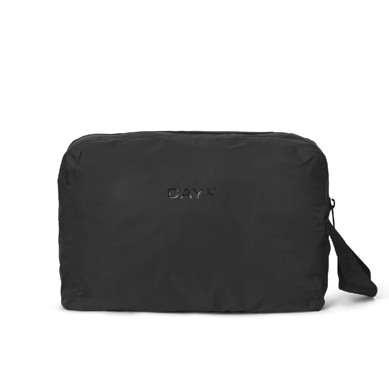 Day GW RE-No Rain Washbag M