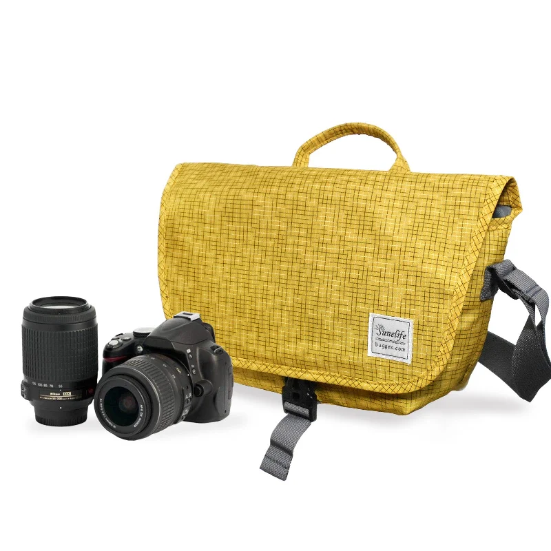 Stylish Camera Shoulder Bag for a DSLR Camera, 1 standard lens - Polyester Jacquard