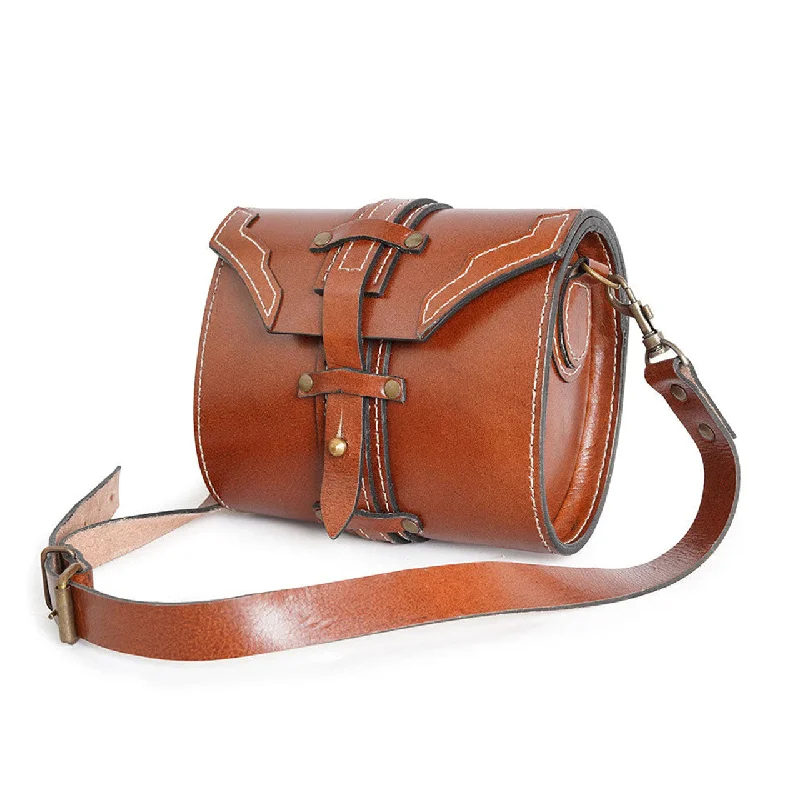 Vintage Leather Womens Shoulder Bags | A Classic Old School Charm